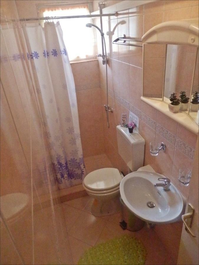 App Veselica Apartment Umag